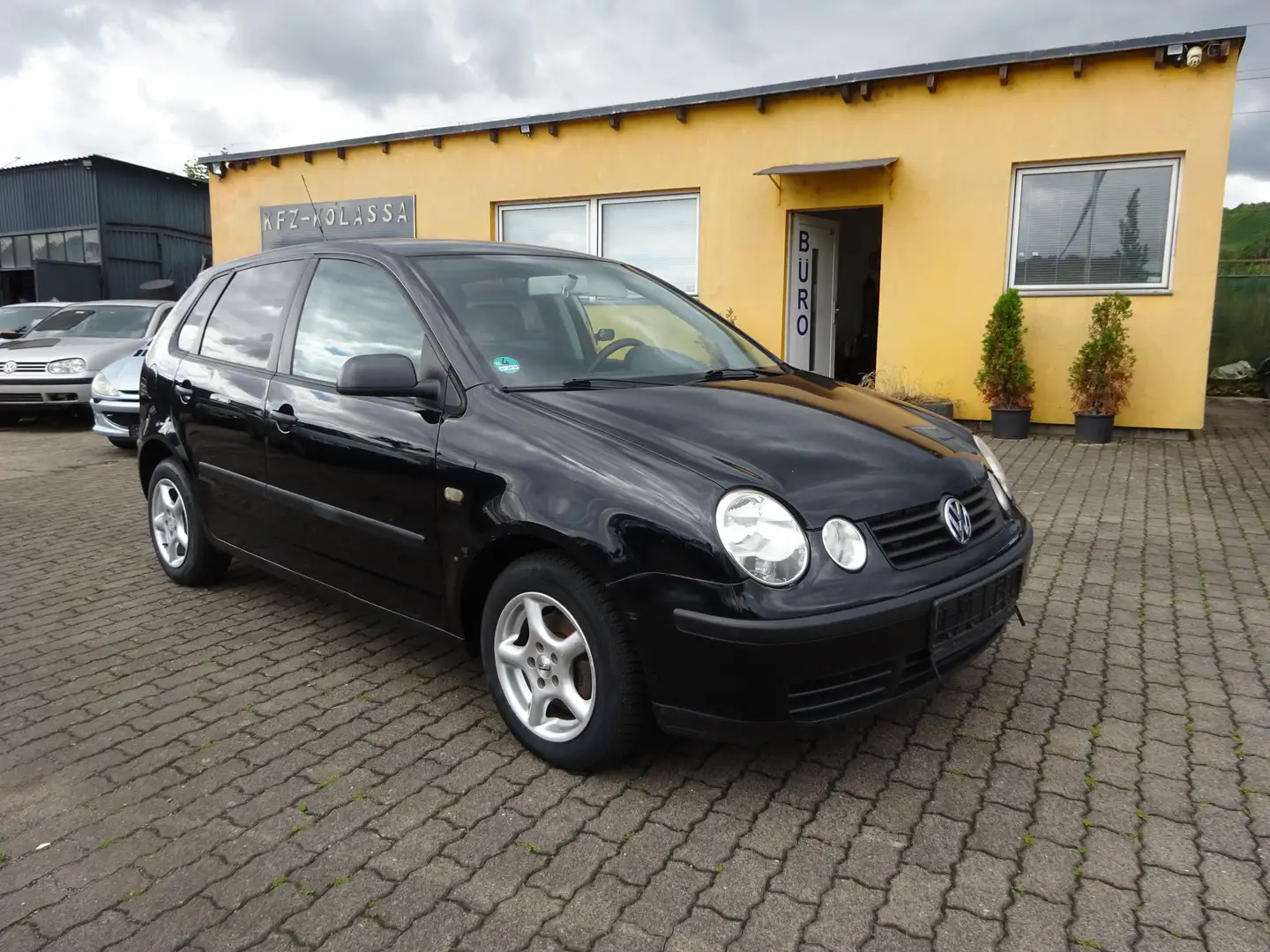 Volkswagen Polo 1.2i Tüv neu Klima Standheizung Alu neuteile! Noir - 1