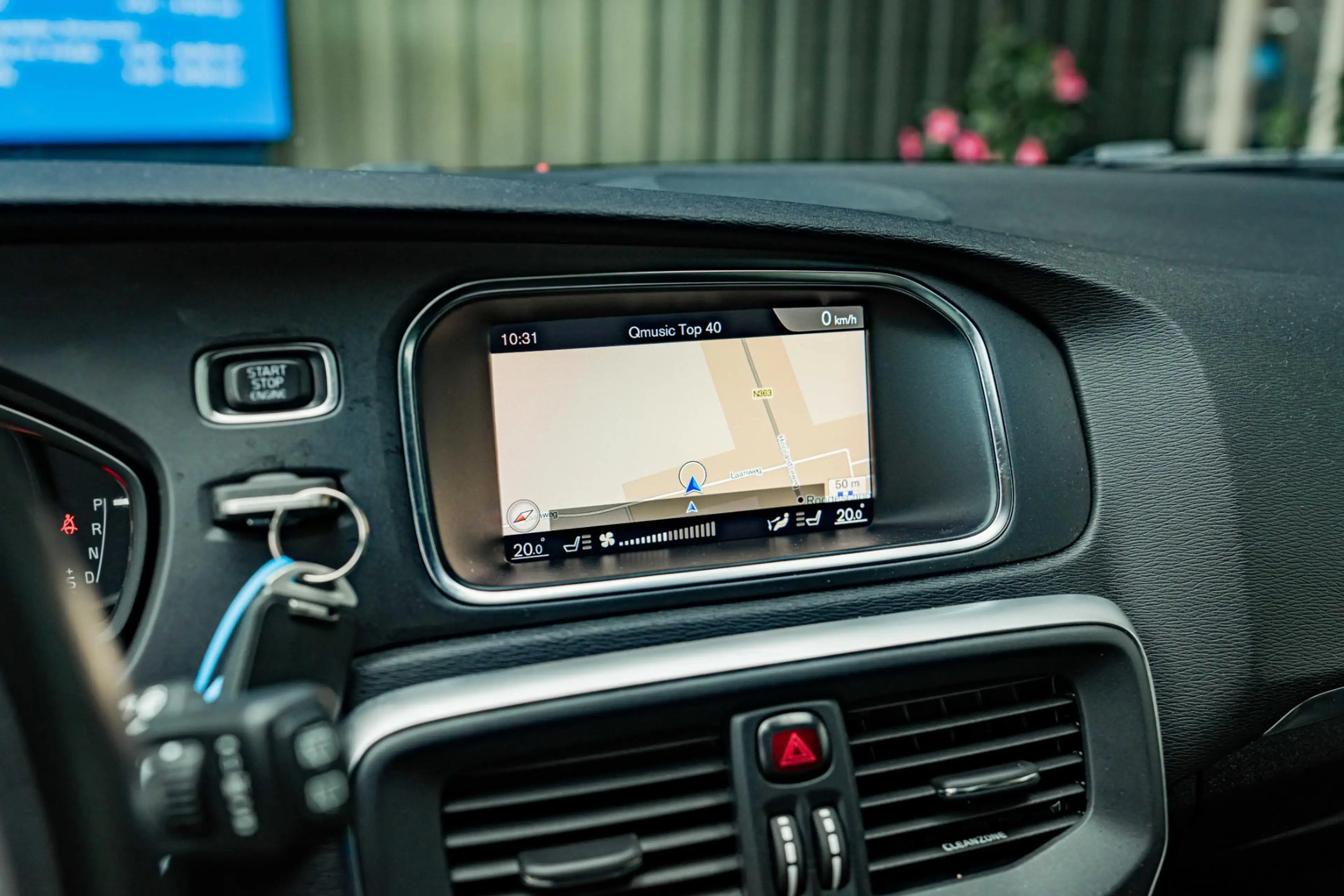 Volvo V40 1.5 T3 Polar+ Sport — photo 20