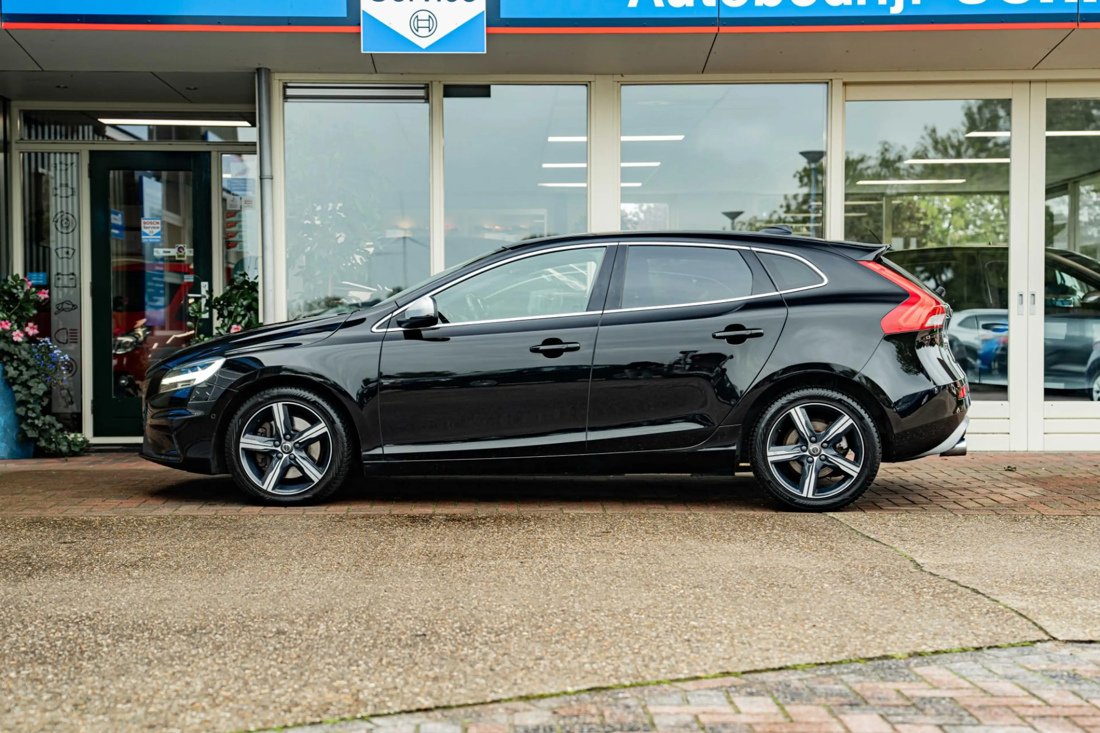 Volvo V40 1.5 T3 Polar+ Sport — photo 5