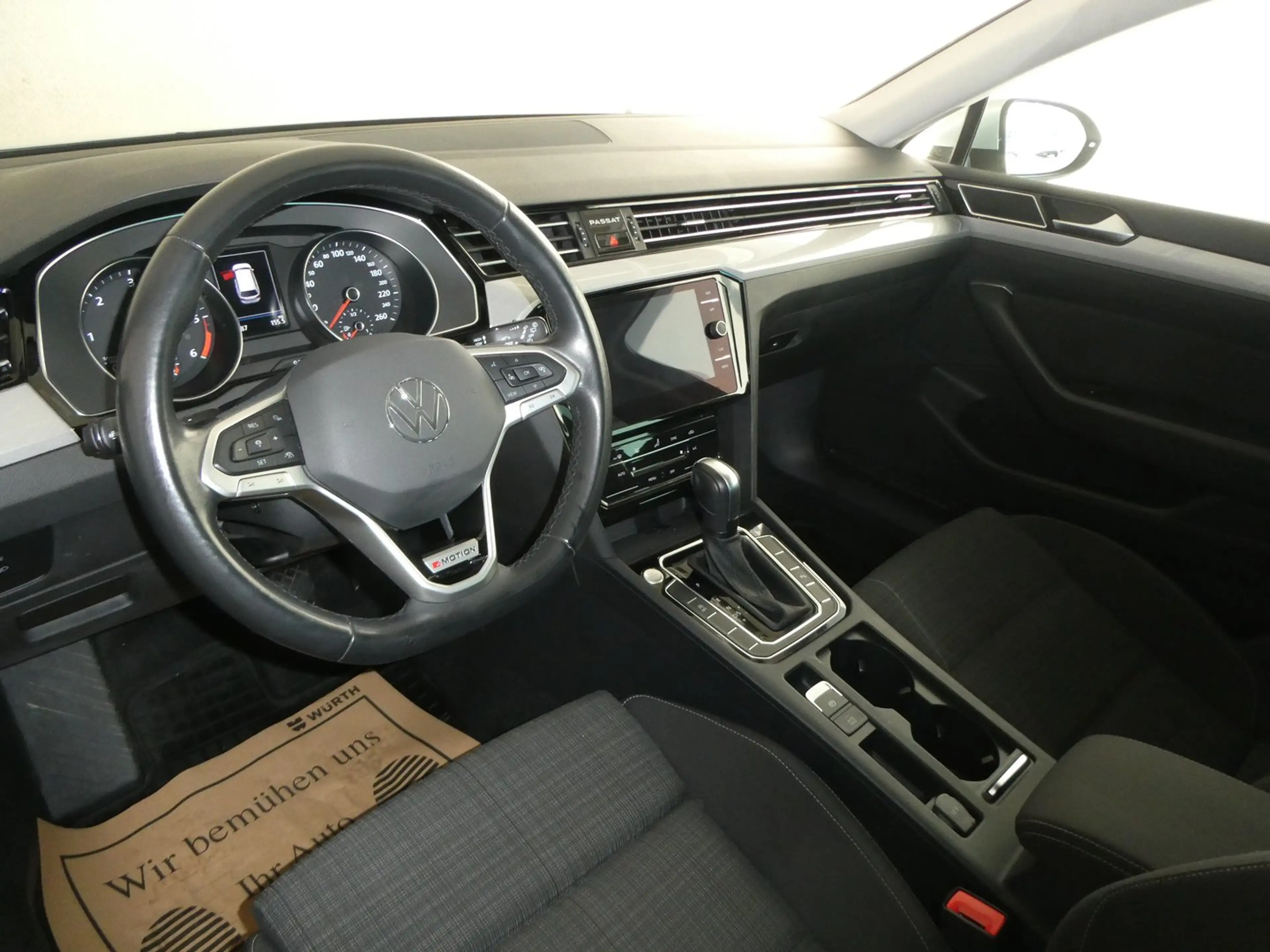 Volkswagen Passat Variant Business TDI 4MOTION DSG — photo 10