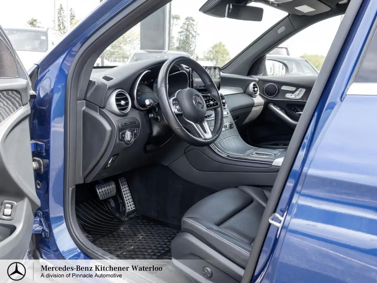 Mercedes-Benz GLC снимка Mercedes-Benz GLC