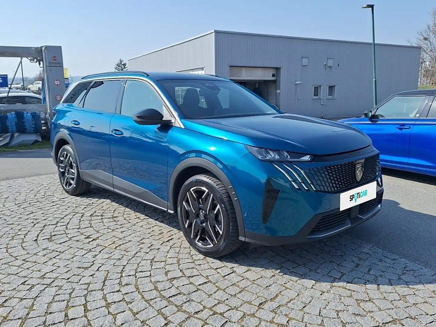 Peugeot 5008 mHEV 145 e-DCS6 Aut. Blau - 2