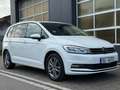 Volkswagen Touran TSI PANO 7-Sitzer StdHzg. ACC DYNAUDIO Keyless WR Weiß - thumbnail 1