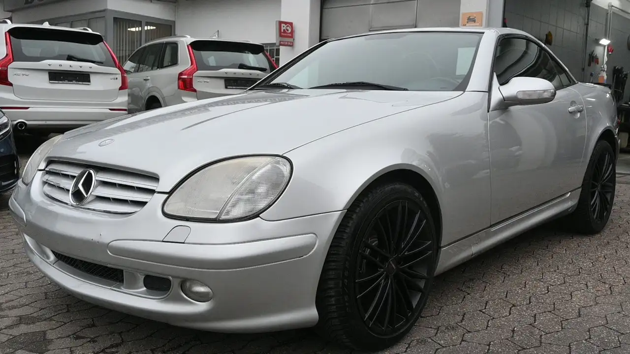 Mercedes-Benz SLK 320
