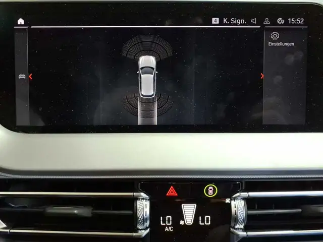 BMW 1 Series view 13