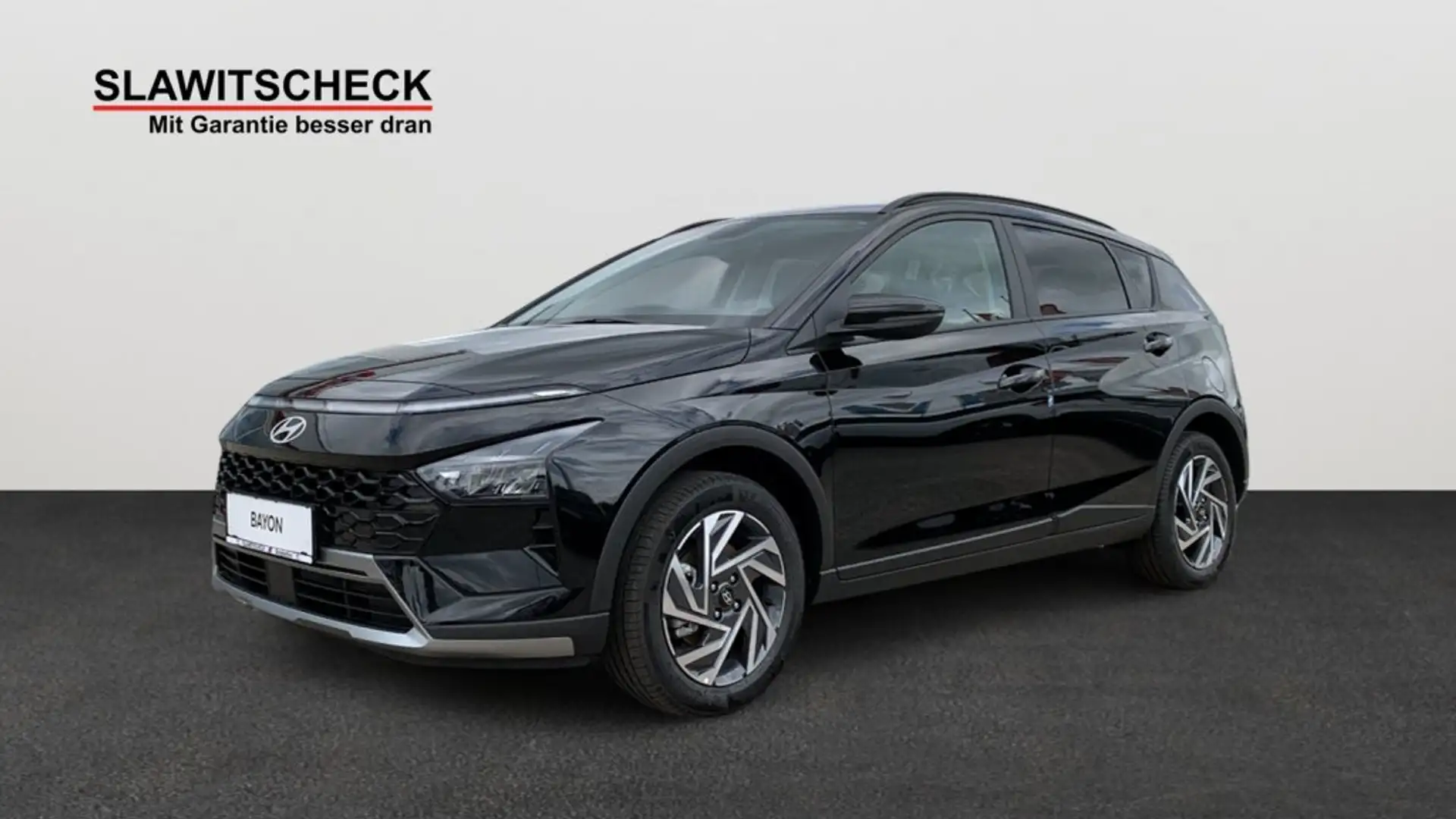 Hyundai BAYON GO Plus 1.2 MPI y5bu1 Schwarz - 1