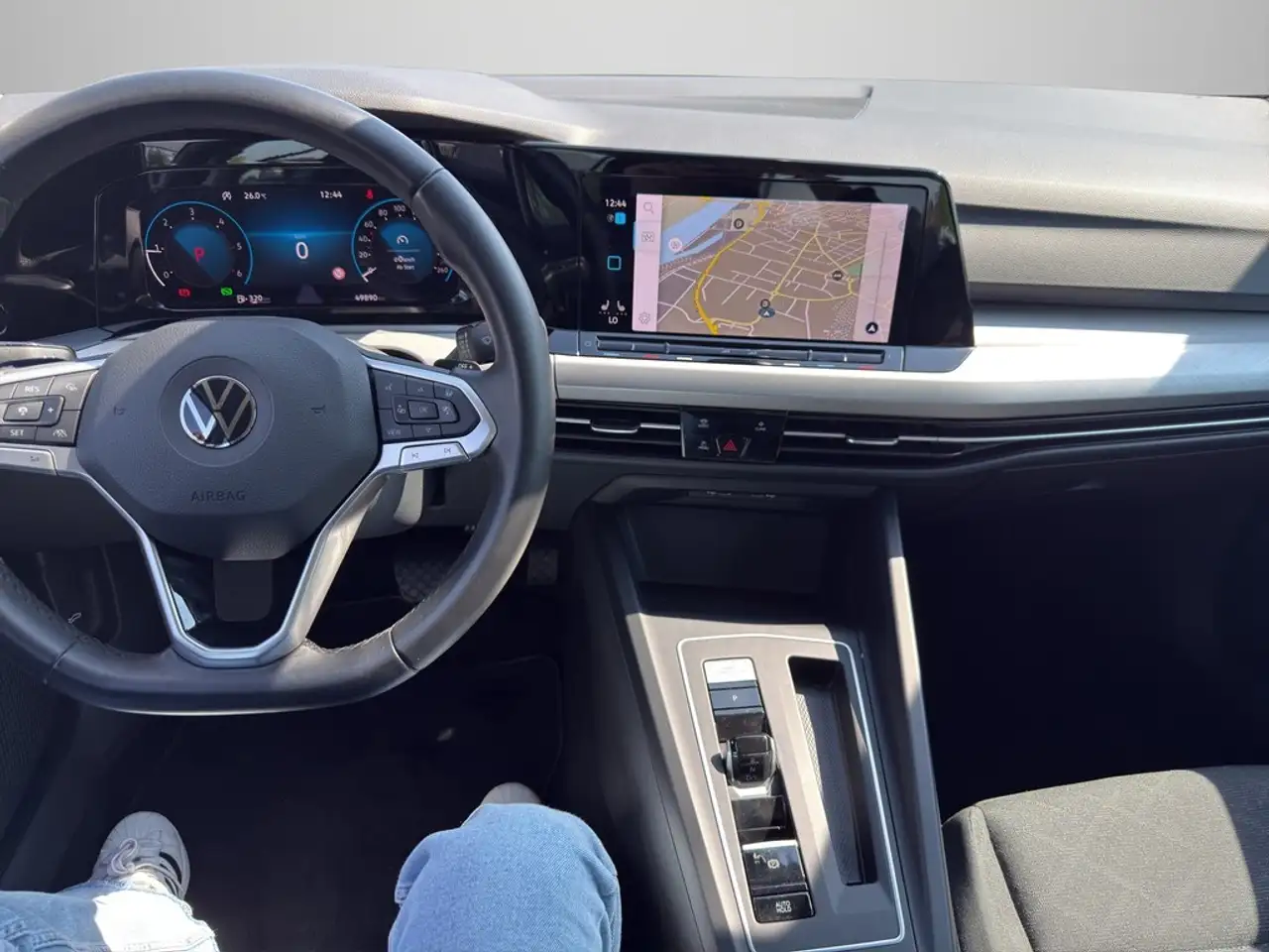 Volkswagen Golf VIII Lim. 2.0 TDI Life *ACC*NAVI*KAMERA*LED* 14