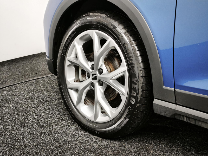 SEAT Arona 1.0 EcoTSI FR Business Connect | Climate Control | — photo 29
