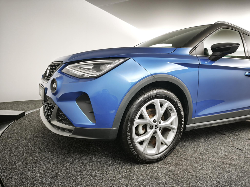 SEAT Arona 1.0 EcoTSI FR Business Connect | Climate Control | — photo 28