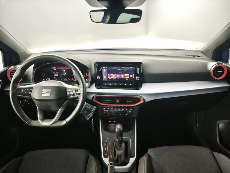 SEAT Arona 1.0 EcoTSI FR Business Connect | Climate Control | — photo 3