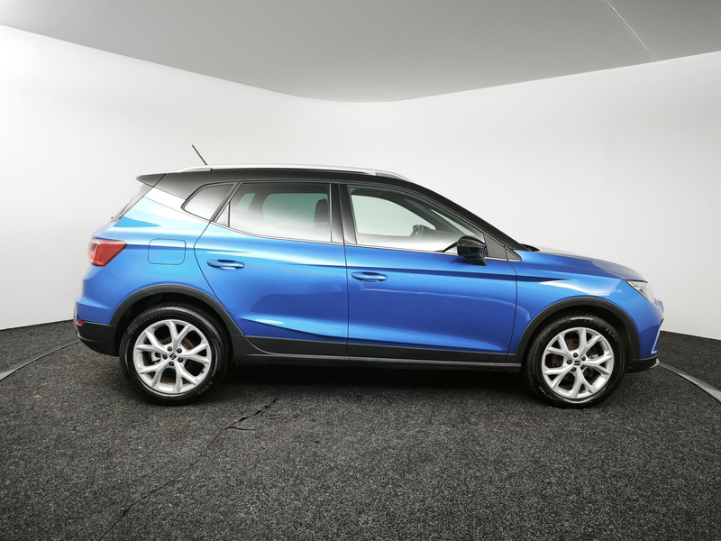 SEAT Arona 1.0 EcoTSI FR Business Connect | Climate Control | — photo 16