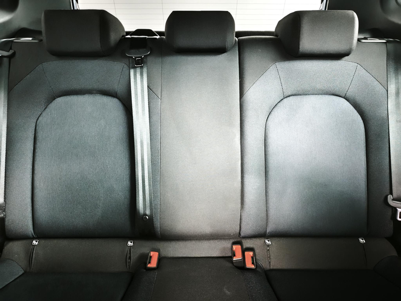 SEAT Arona 1.0 EcoTSI FR Business Connect | Climate Control | — photo 8