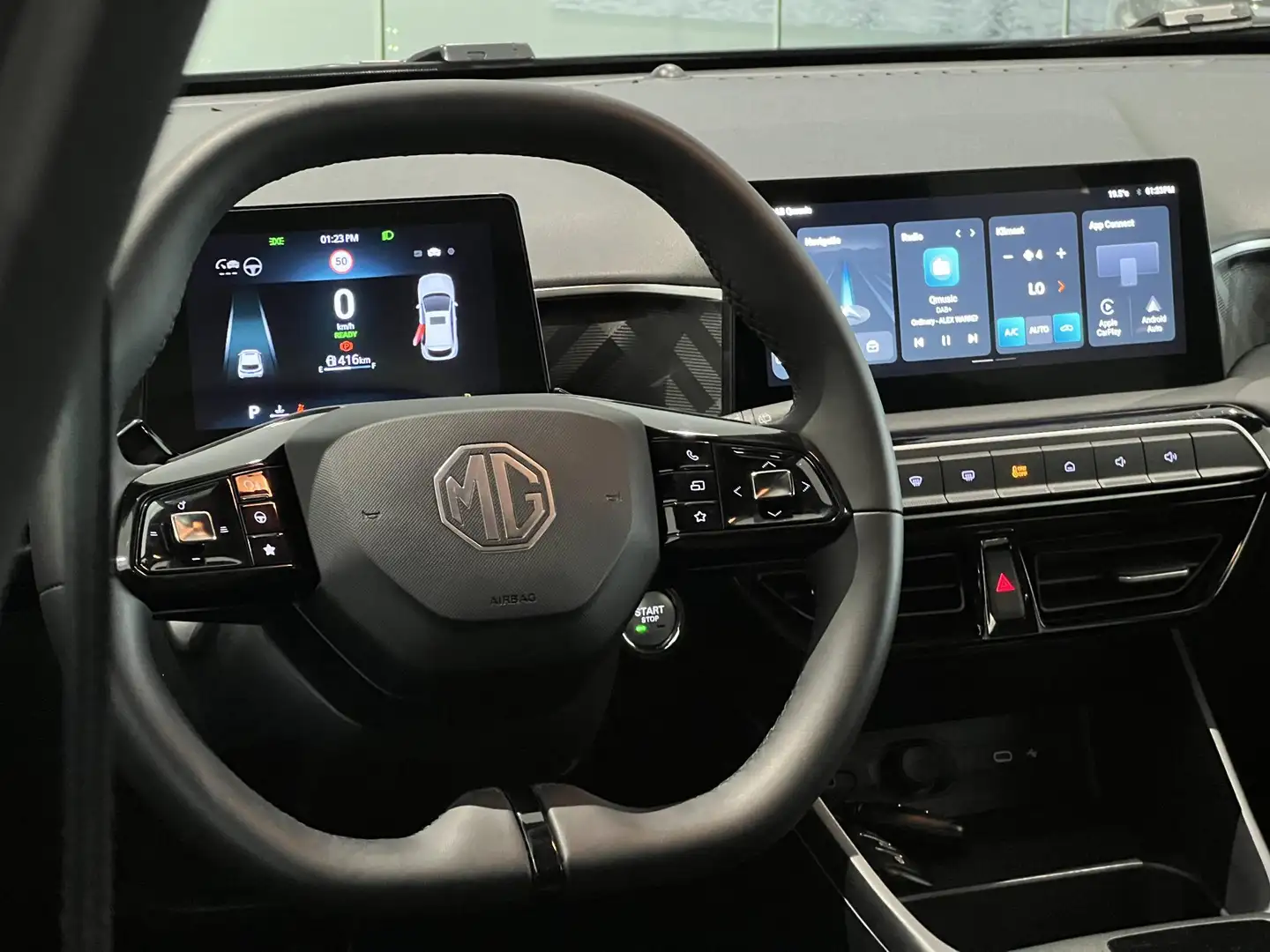 MG MG3 Hybrid+ 1.5 Hybrid Luxury MG 3 1.5 Hybrid Luxury Negro - 2