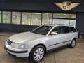 Volkswagen Passat Variant 1.9 TDI Highline SSD/Multi/AHK Silber - thumbnail 1