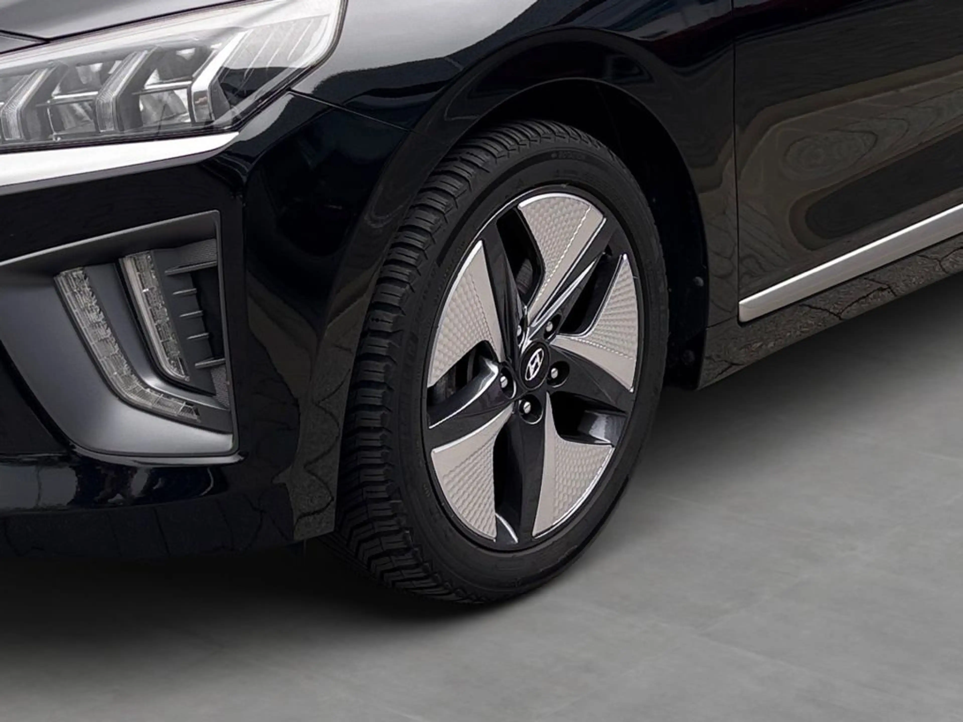 Hyundai IONIQ Hybrid 1.6 GDI Style — photo 6