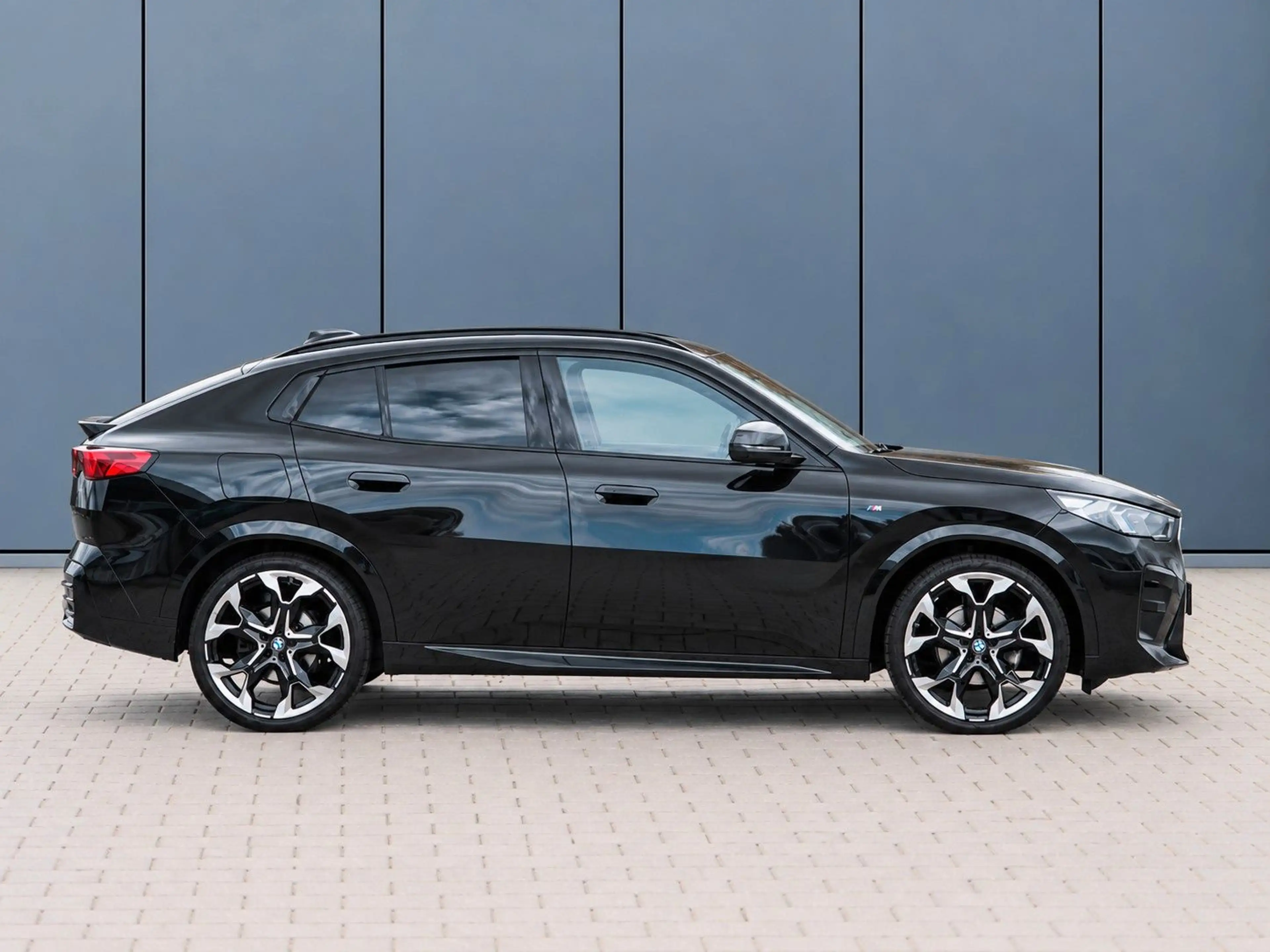 BMW X2 20d xDrive M SPORT PANO ACC AHK HUD 21" LEDER — photo 6