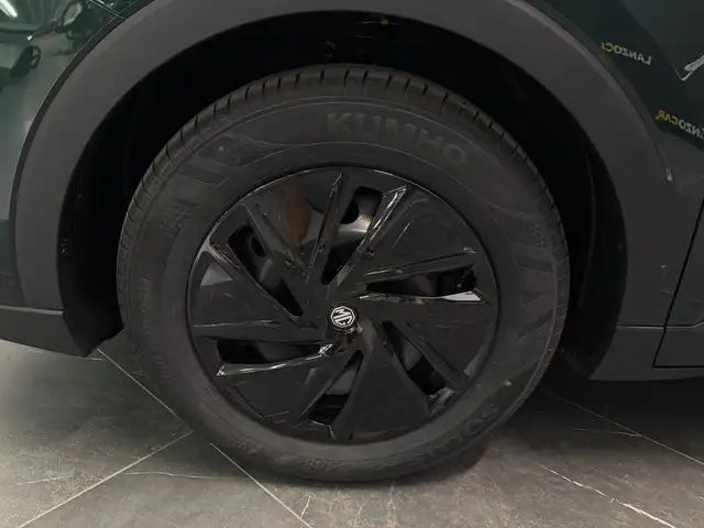 MG ZS view 13