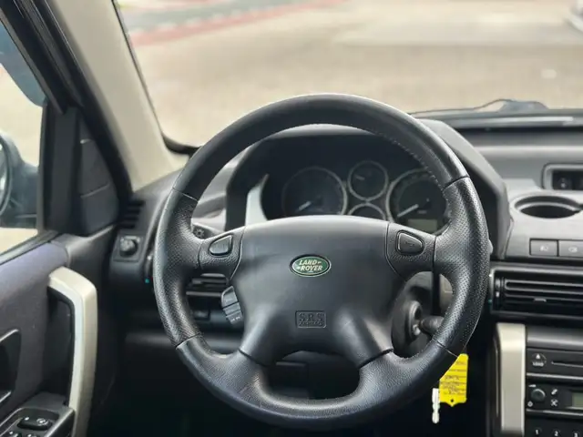 Land Rover Freelander view 20