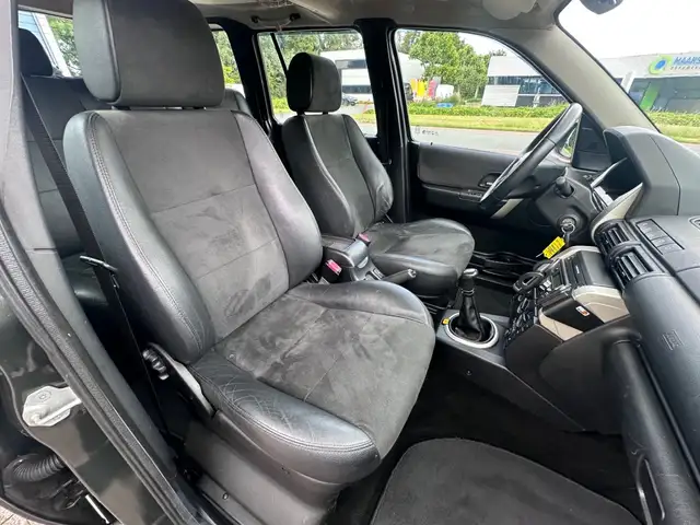 Land Rover Freelander view 24