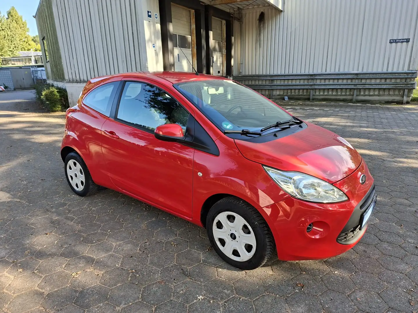 Ford Ka/Ka+ Ambiente,Klimaanlage, Sitzheizung, Tüv neu Rot - 2