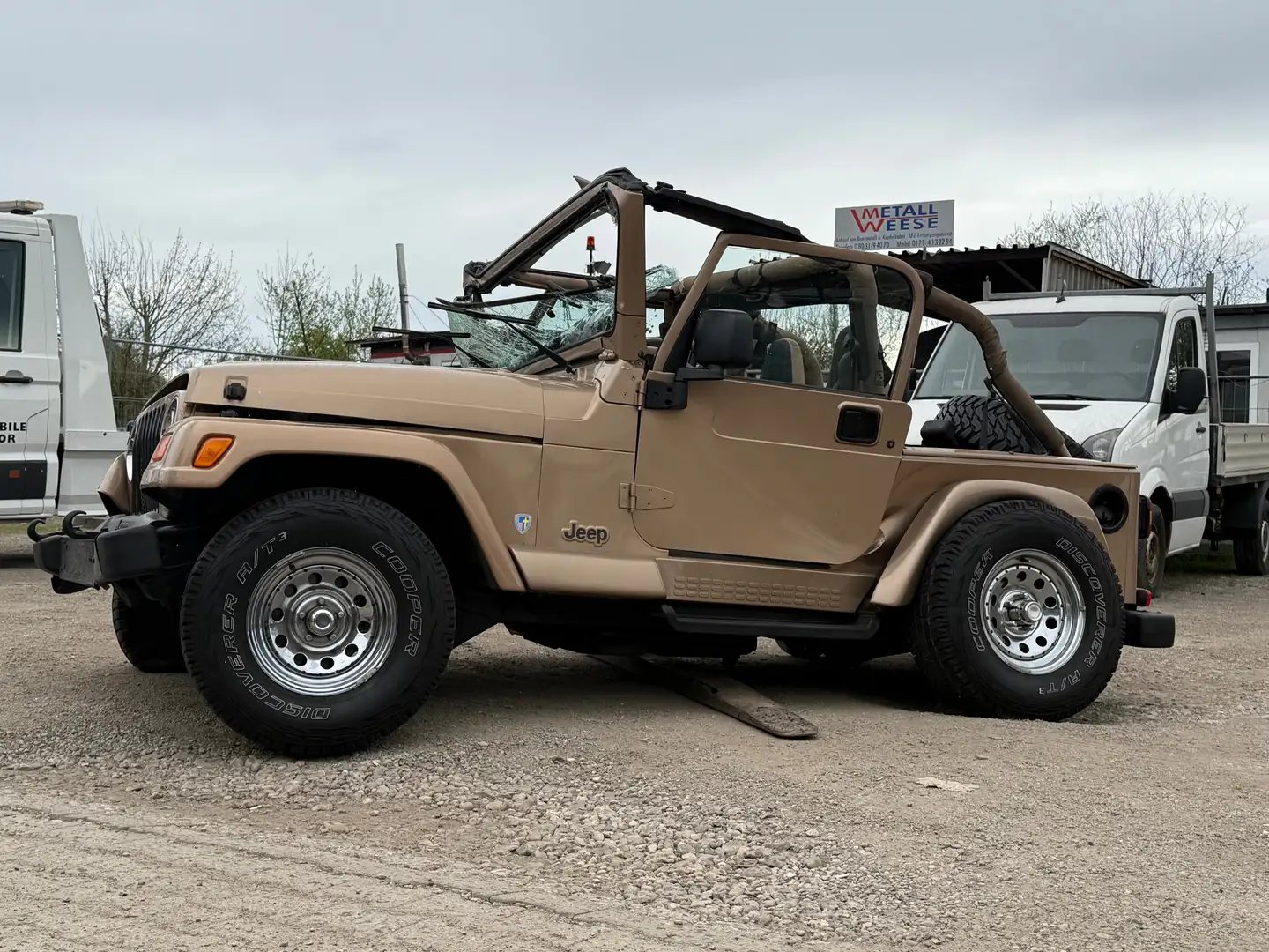 Jeep Wrangler 4.0 Sahara Marrone - 1