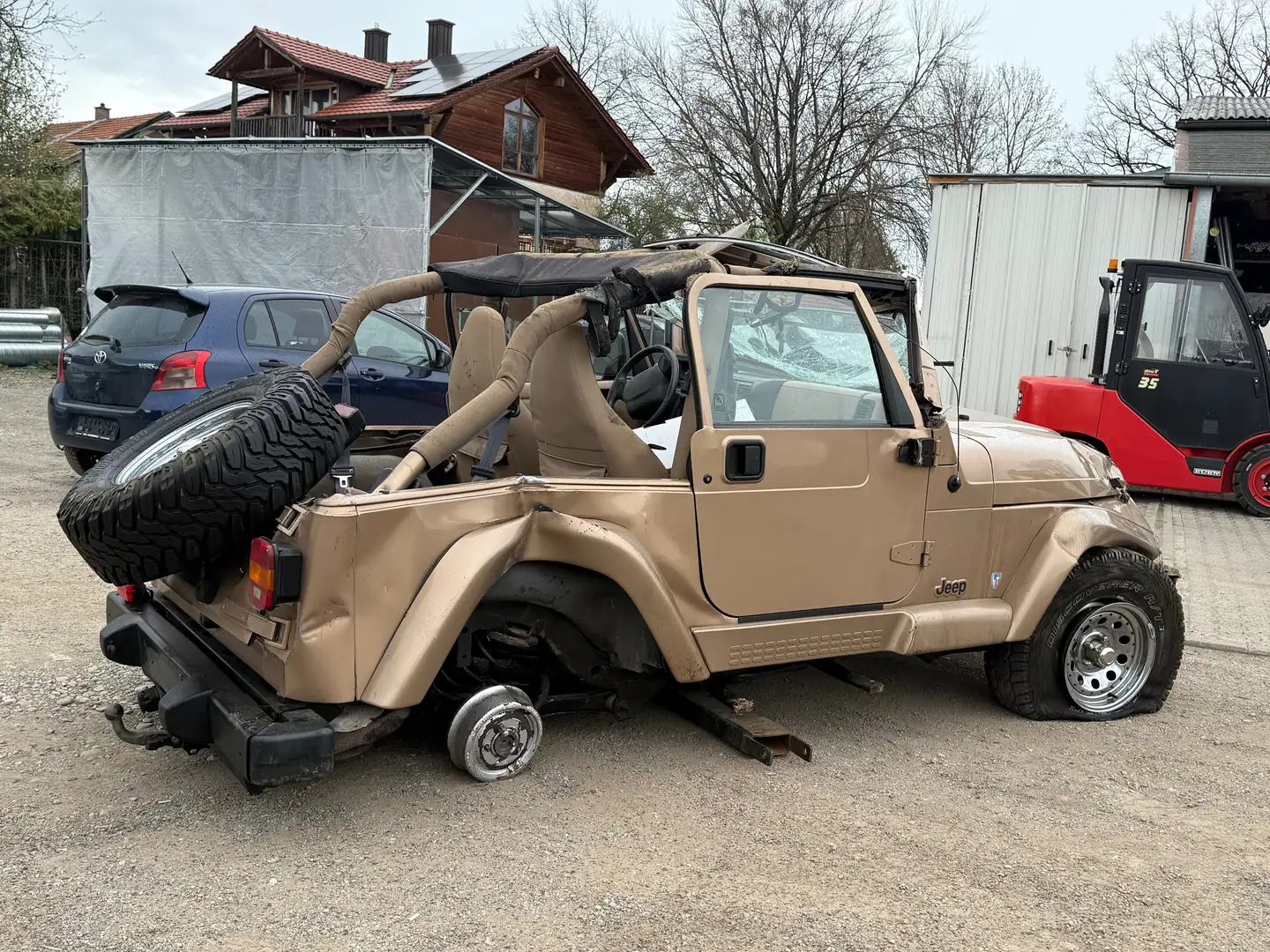 Jeep Wrangler 4.0 Sahara Marrone - 2