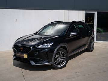 VZ l PHEV l Camera l Keyless l Carplay l Adaptive