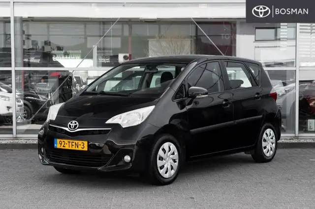 Toyota Verso-S 1.3 VVT-i Aspiration