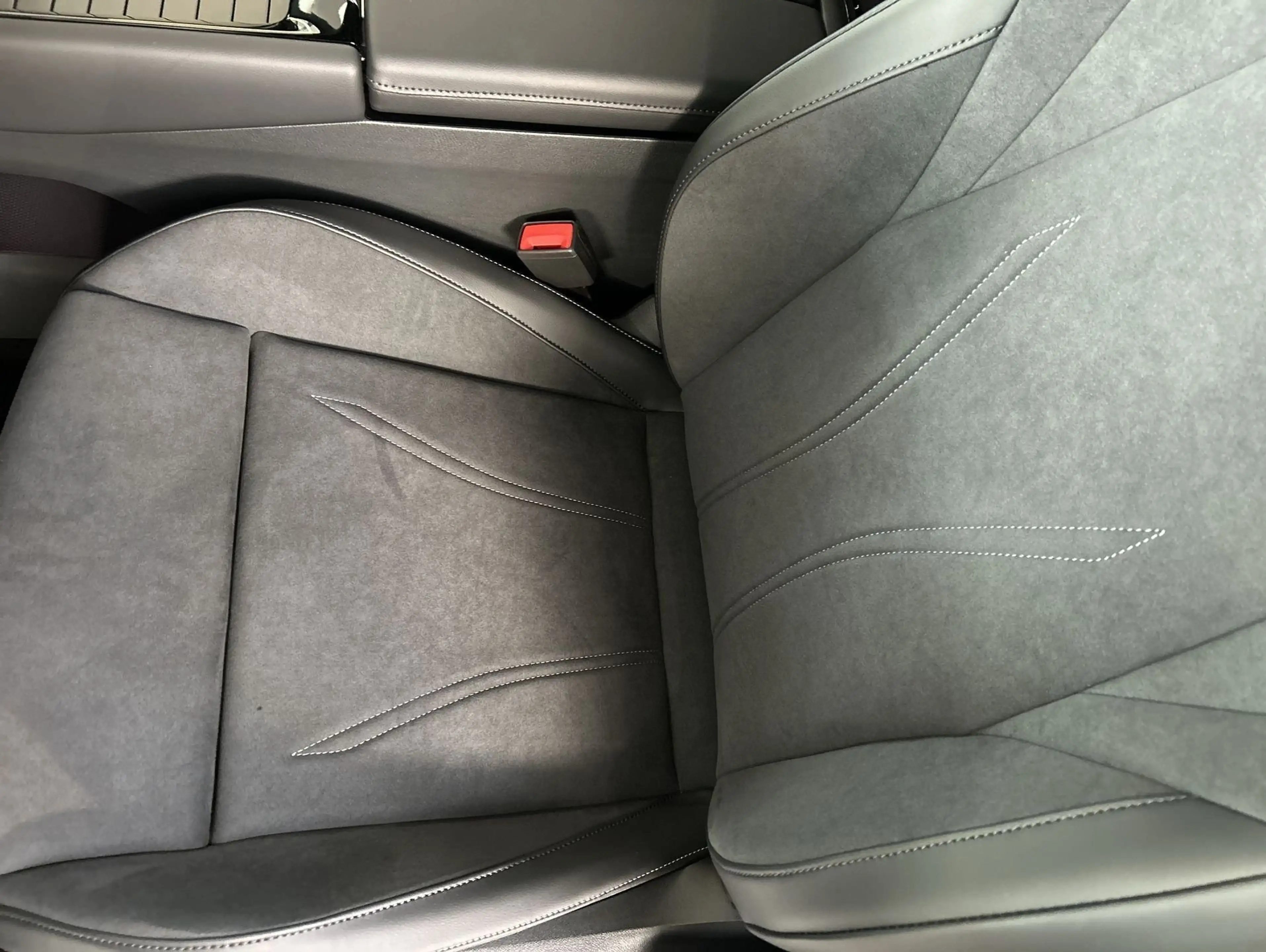 Volkswagen ID.7 Pro S 86 kWh BlackStyle ExterieurPak WKR AHK — photo 14