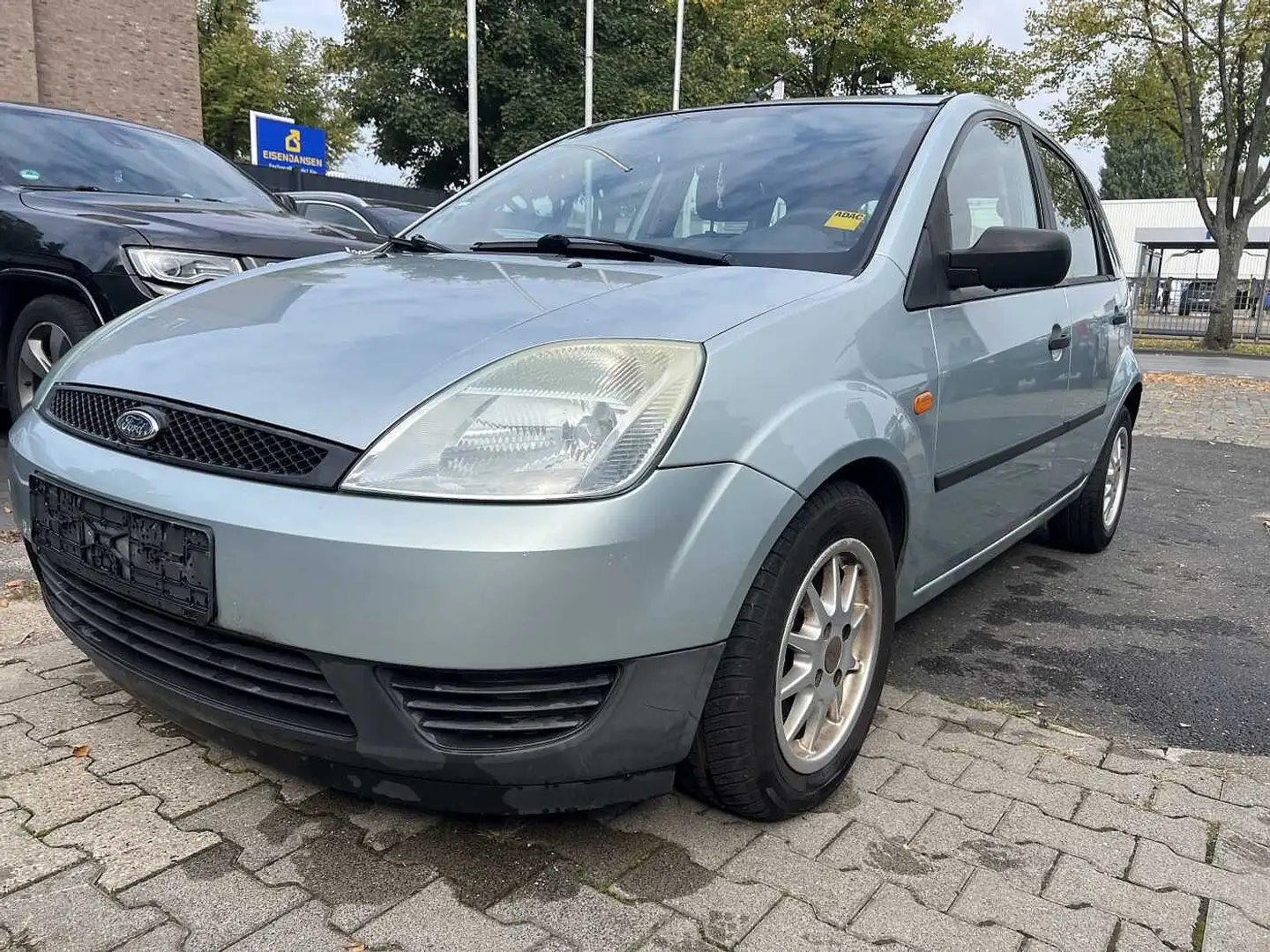Ford Fiesta 5-Türer 1.3 Futura Grün - 1
