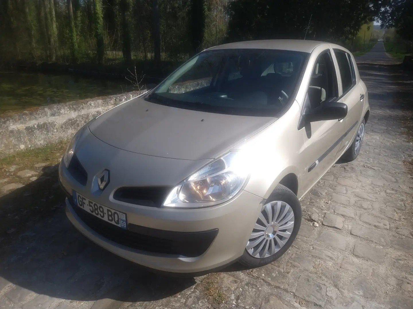 Renault Clio Clio+1.5+dCi+85+Expression Beige - 2