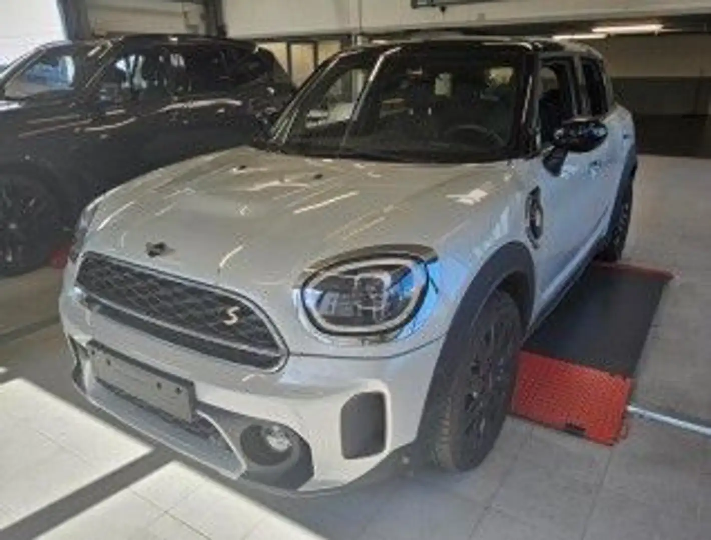MINI Cooper SE Countryman CooperSECountryman/Aut/HUD/LEDer/Panor/Kamer/P+D Plateado - 1