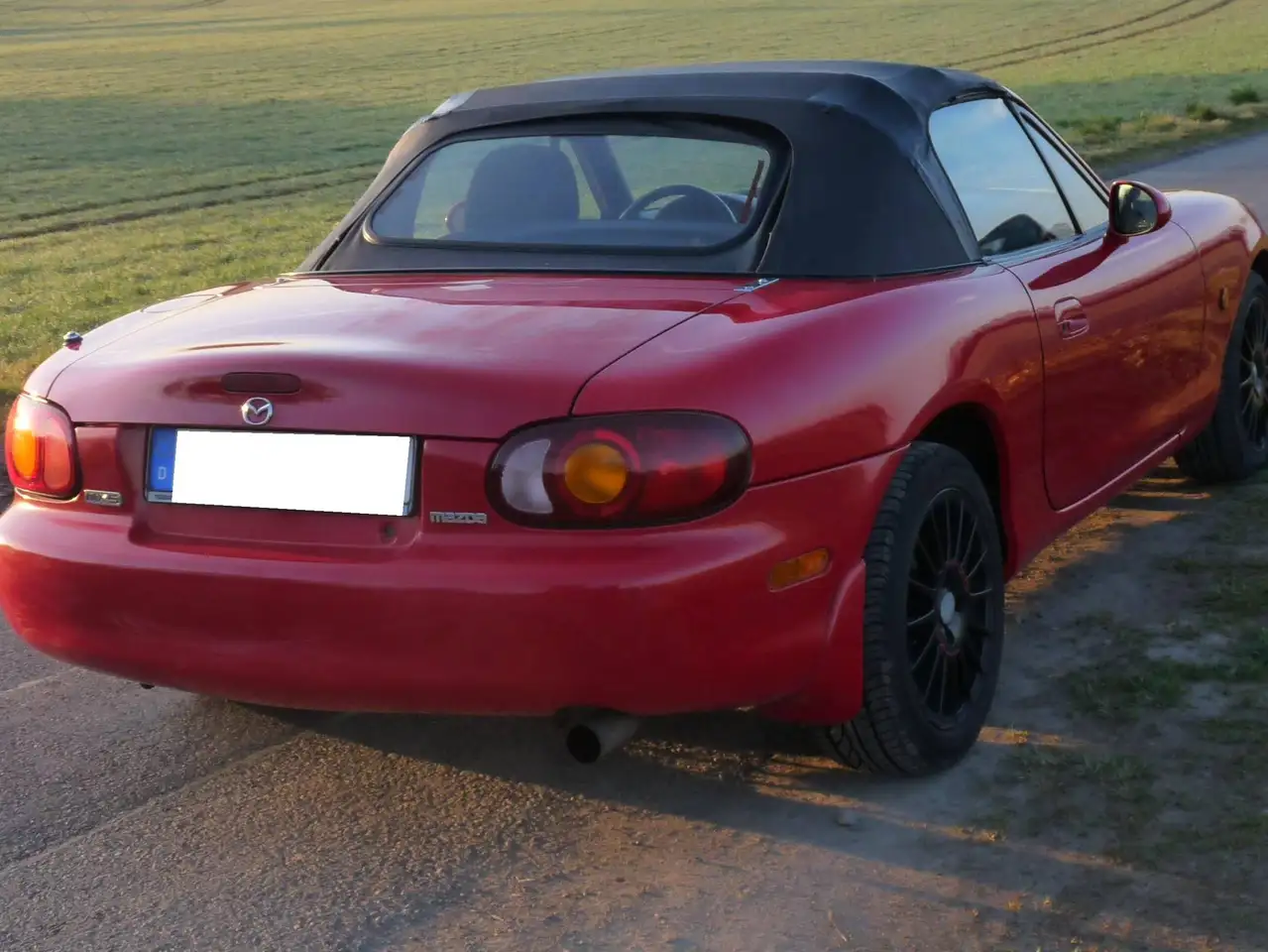 Mazda MX-5 1.6i 16V, foto 4