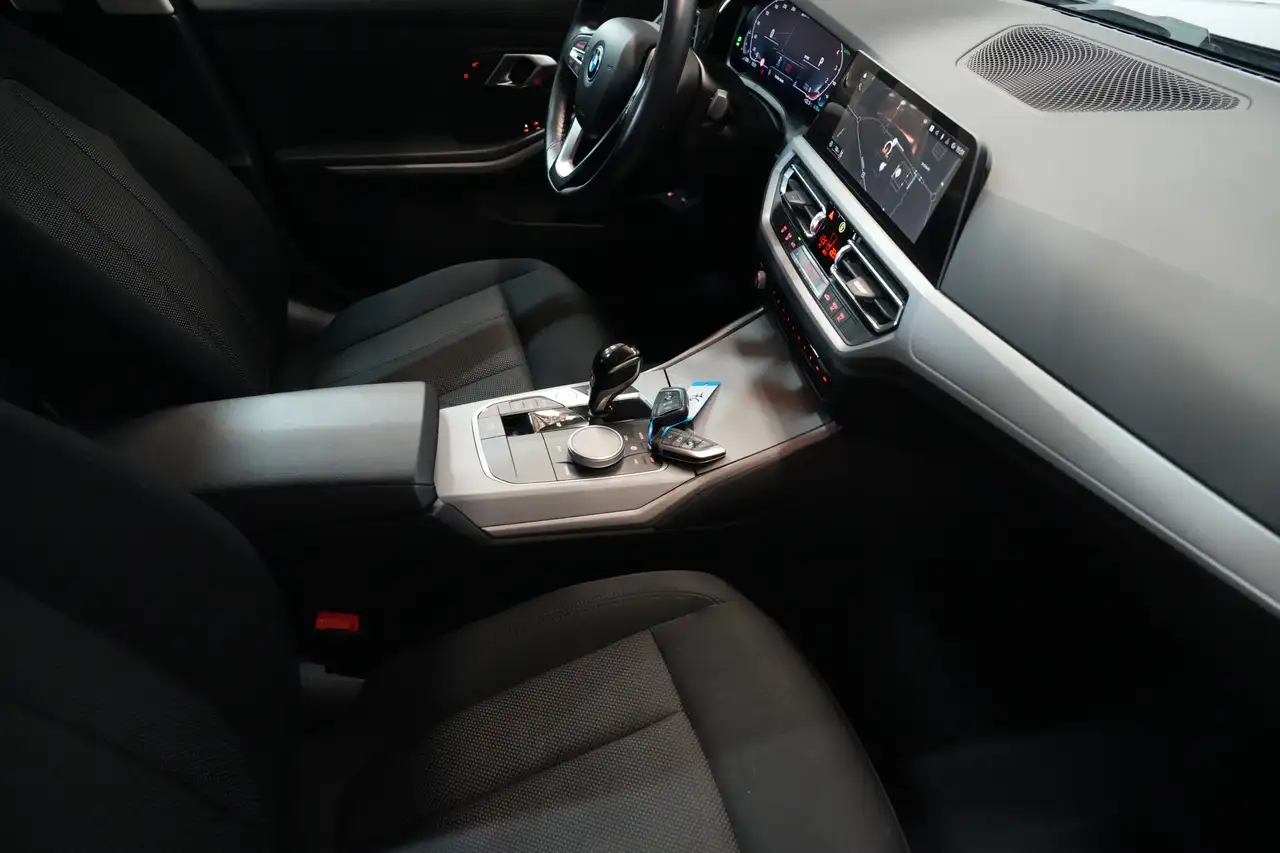 BMW 320 eA PHEV Garantie 98% SOH Plug in Hybride Benzine Automaat EURO 6d, миниатюра 10