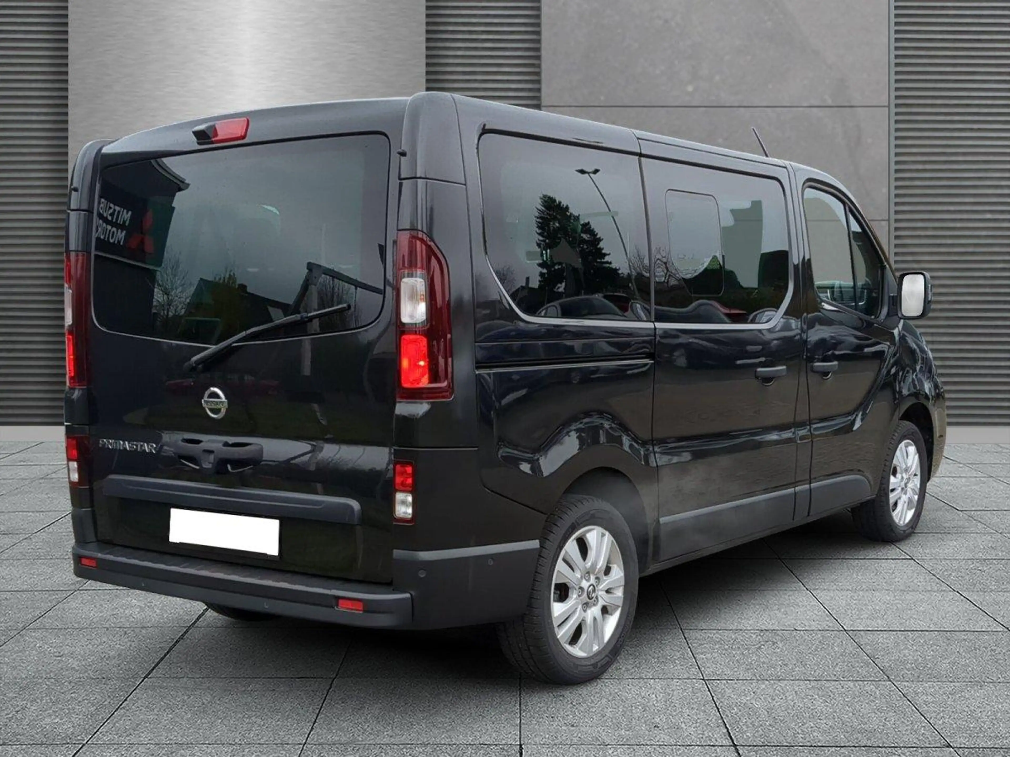 Nissan Primastar L1H1 Tekna 2,8t dCi 170 DCT 125 kW (170 PS), Au... — photo 3