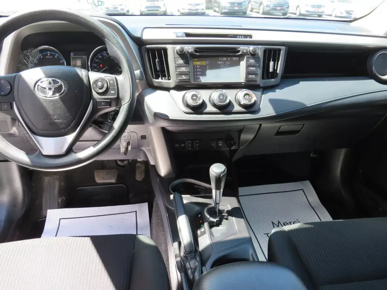 Toyota RAV 4 photo Toyota RAV 4