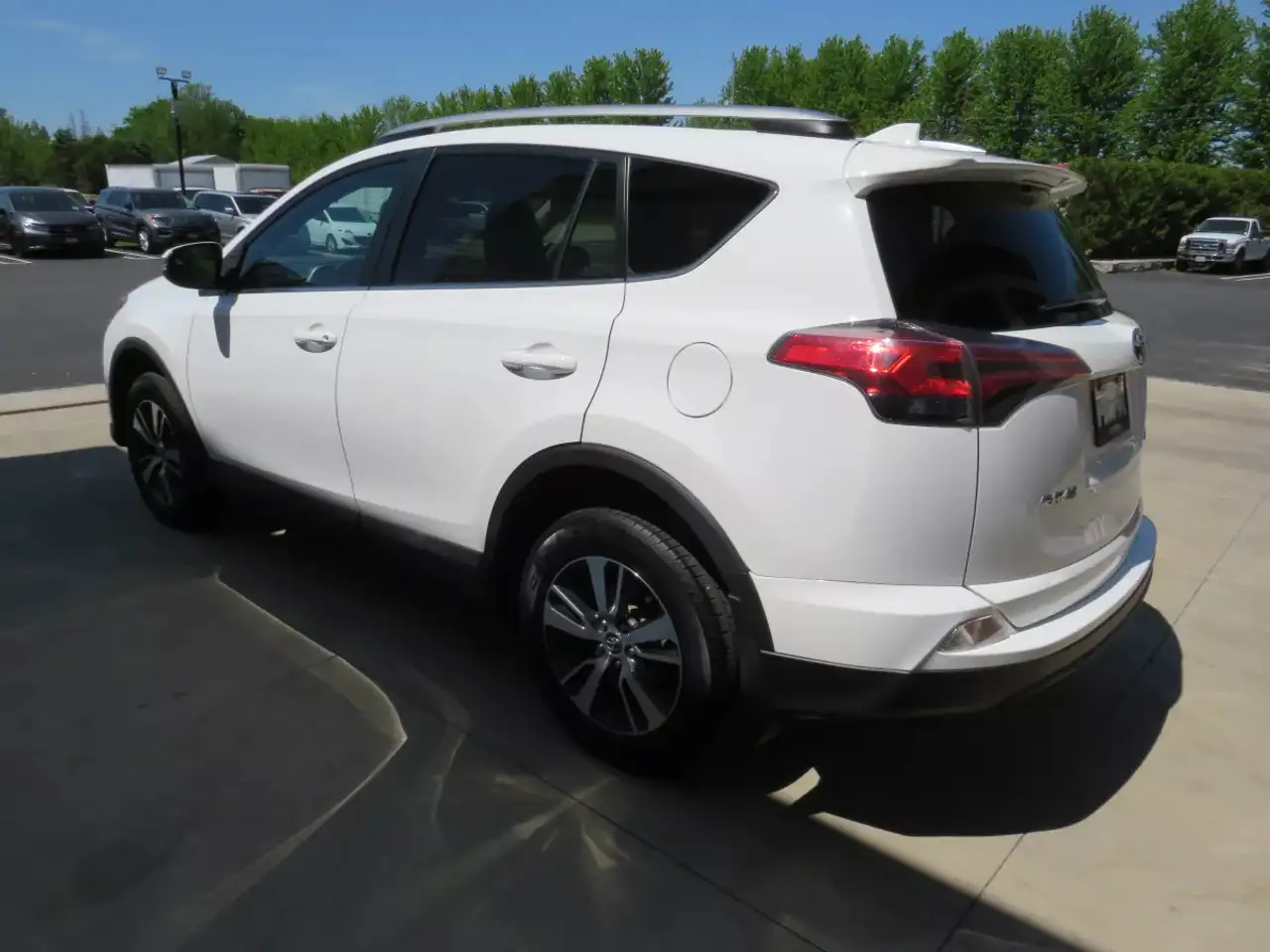 Toyota RAV 4 photo Toyota RAV 4
