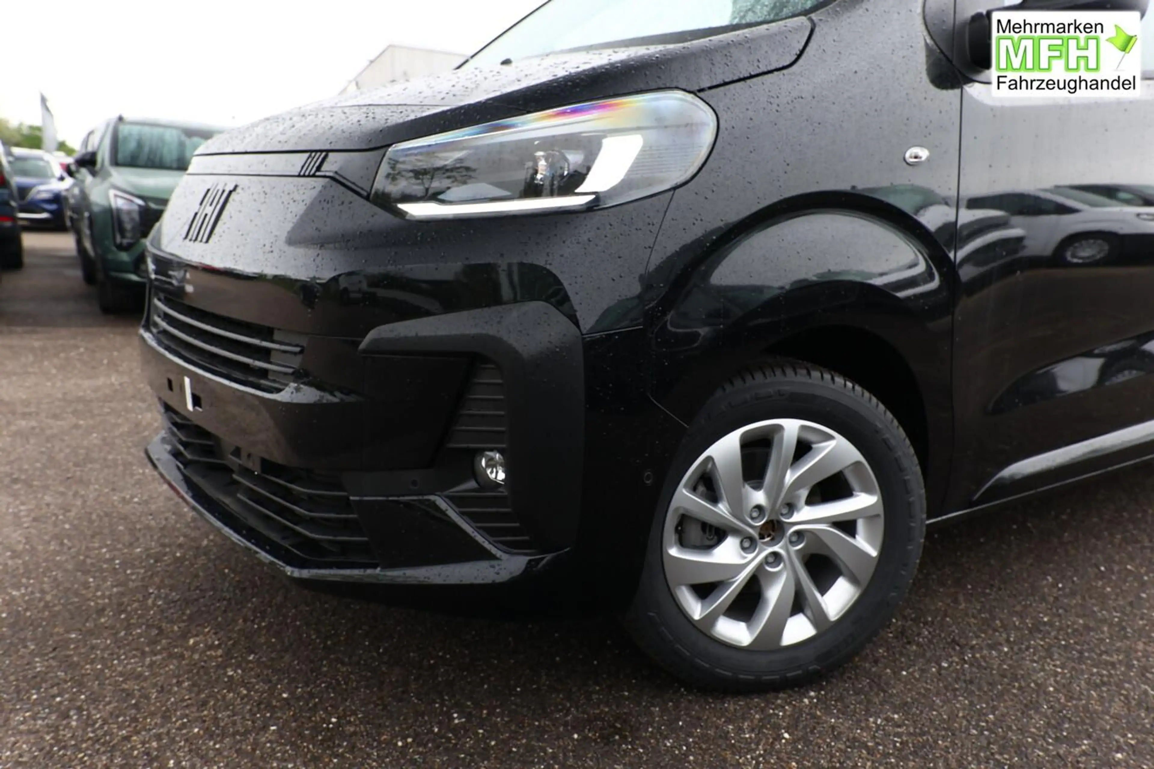 Fiat Scudo AT AHK LED Navi10" Keyl LM17" ACC Kam PDC 130 k... — photo 4