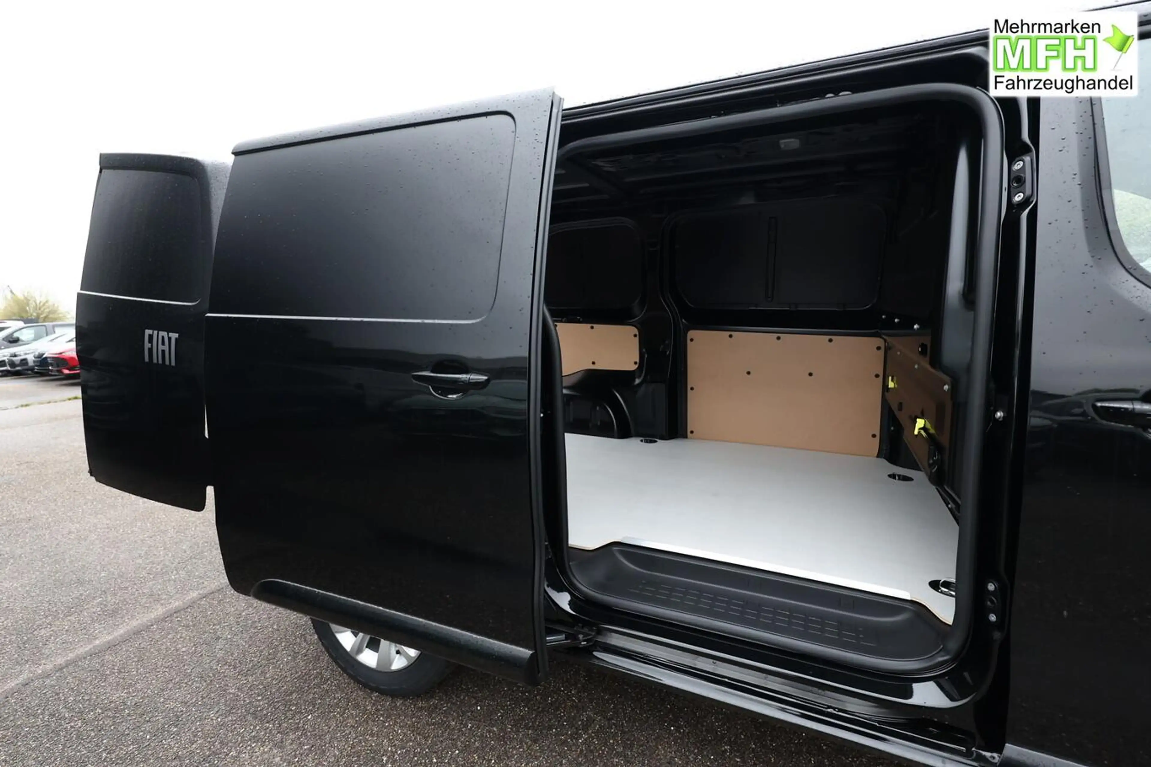 Fiat Scudo AT AHK LED Navi10" Keyl LM17" ACC Kam PDC 130 k... — photo 9