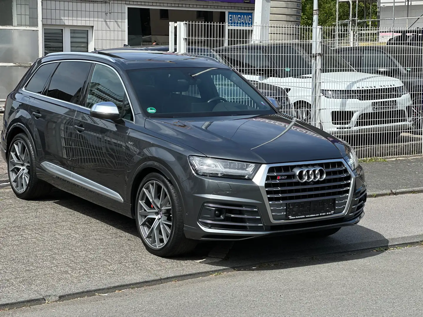 Audi SQ7 4.0 TDI quattro S-LINE/NACHTSICHT/7-SITZER Grau - 2