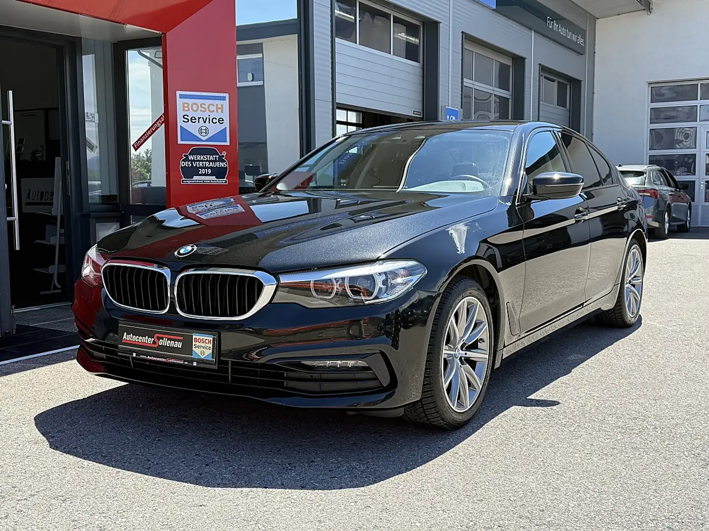 BMW 520 d Aut. Schwarz - 1