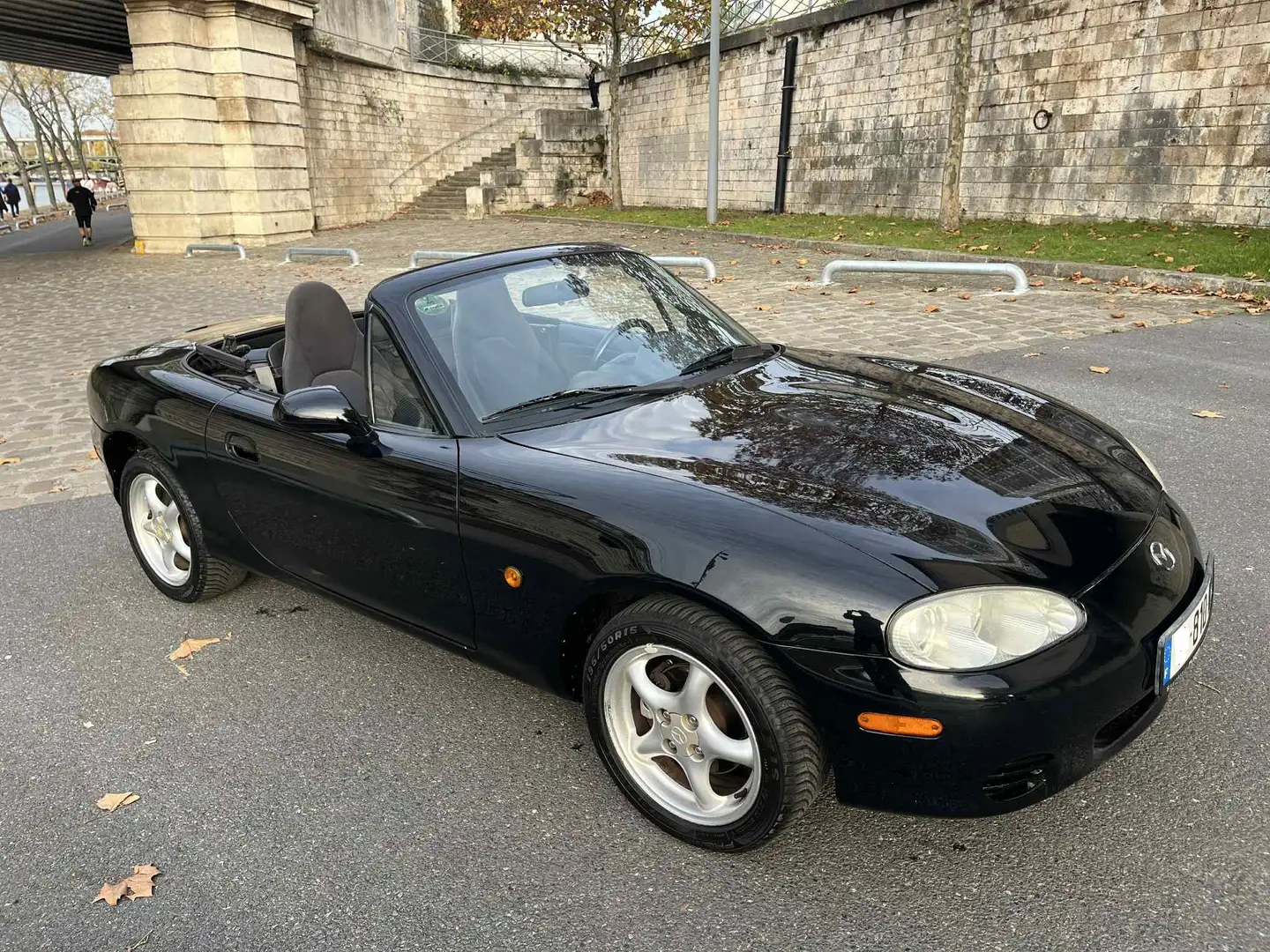 Mazda MX-5 MX5 1.6i Elegance - 1