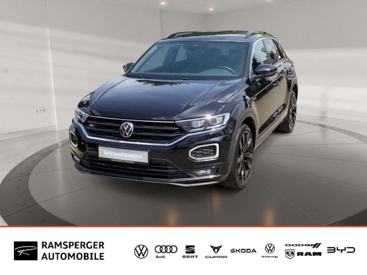 Volkswagen T-Roc 2022 — 1.5 TSI DSG R-Line ACC LED Pano Navi Keyle