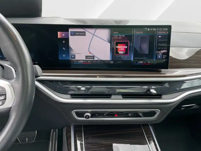 BMW X7 view 13