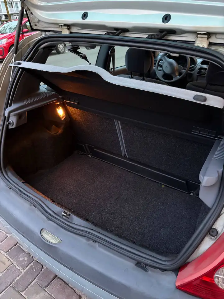 Renault Clio 1.4 RT, foto 12