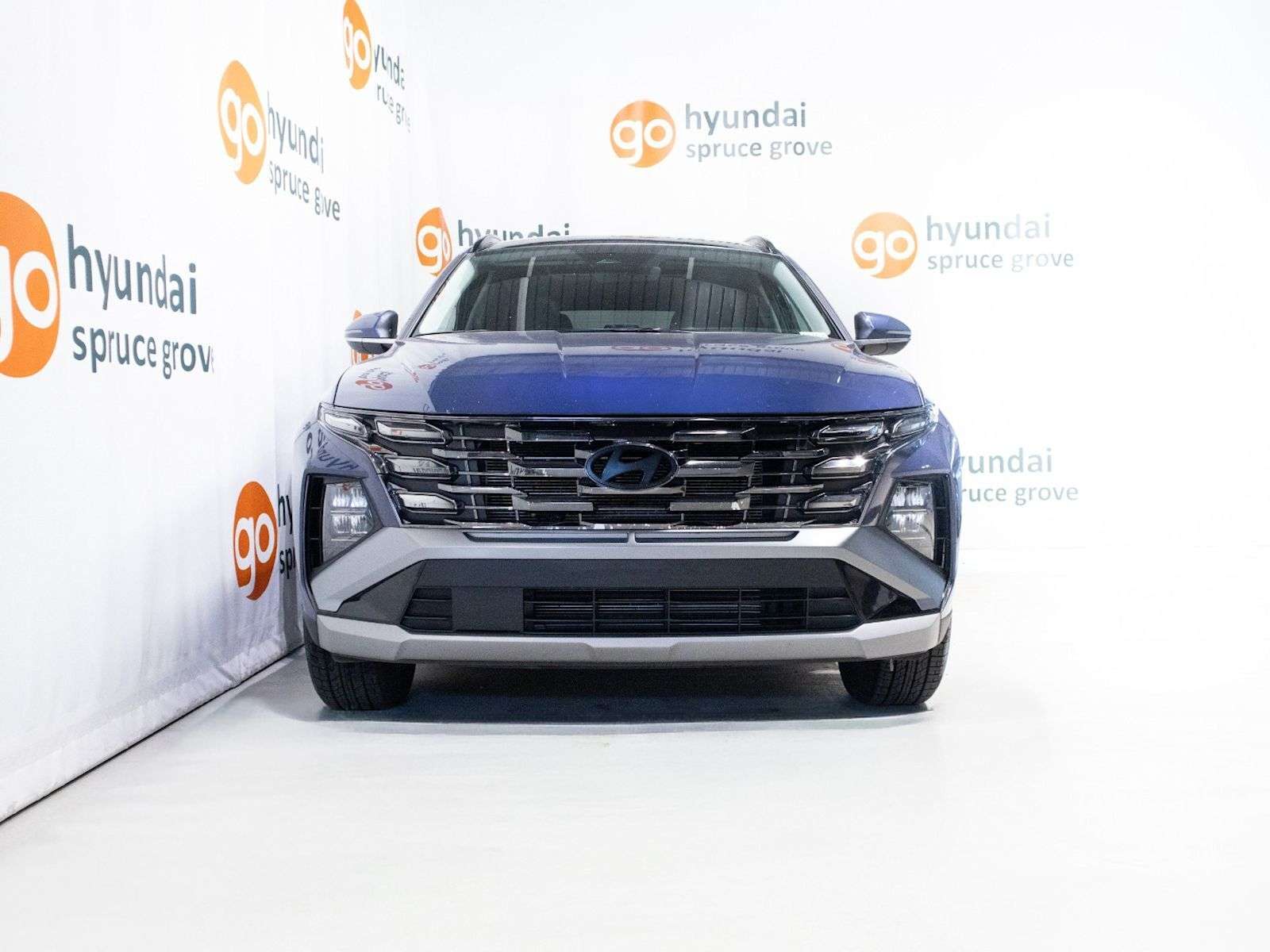 2025 Hyundai Tucson Preferred: Panoramic Moonroof, AWD, Heated Seats, — снимка 1