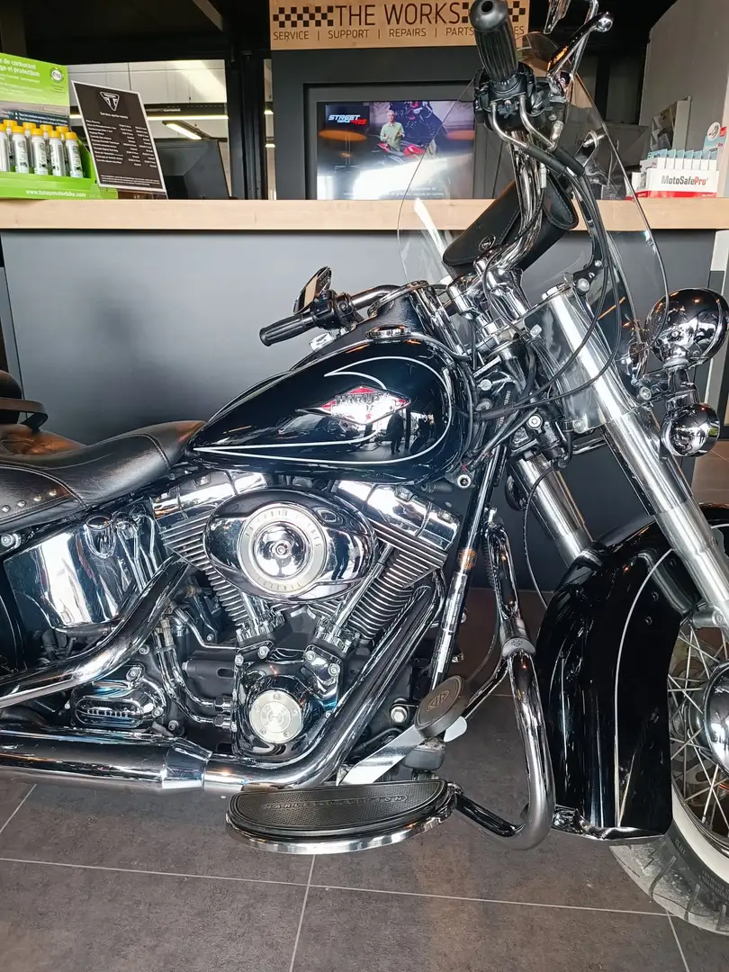 Harley-Davidson Heritage Softail Noir - 1