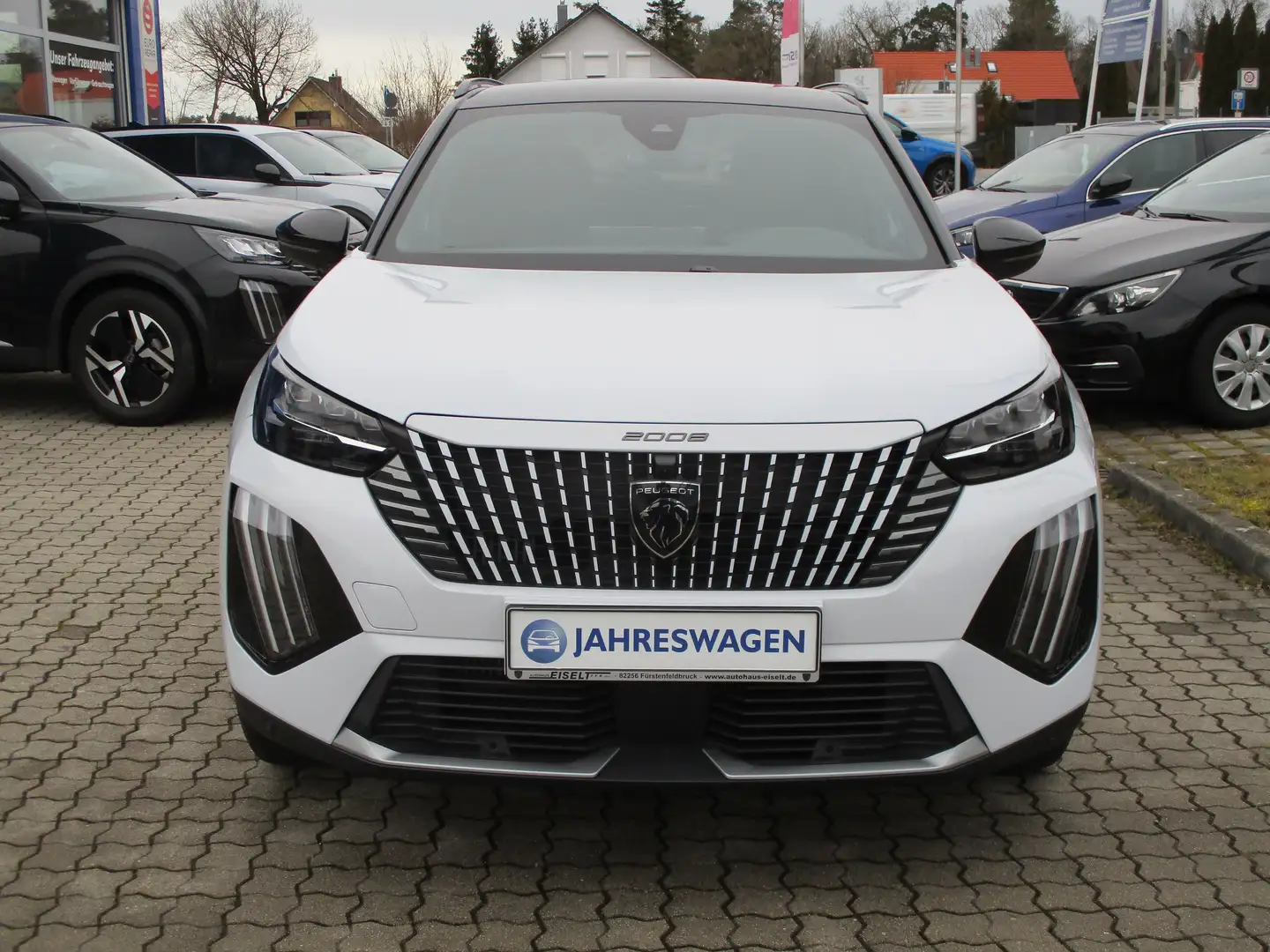 Peugeot 2008 GT Hybrid 145 - Jahreswagen Weiß - 2