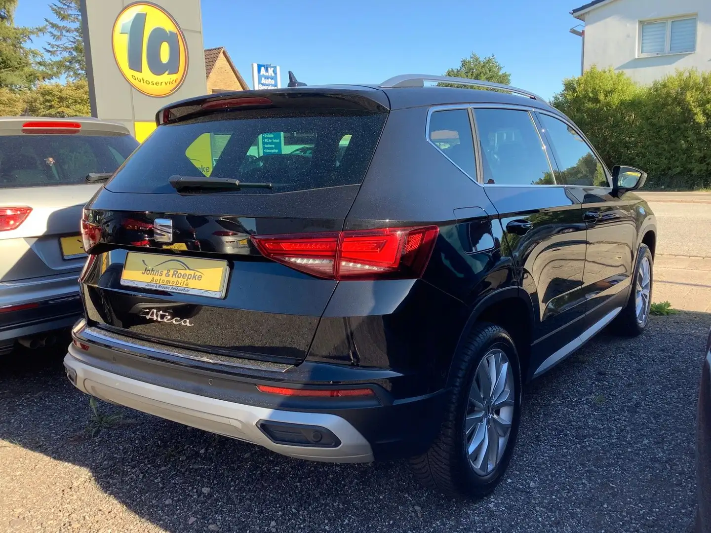 SEAT Ateca Xperience 1,5TSI Automatik/ALLWETTERREIFEN Schwarz - 2