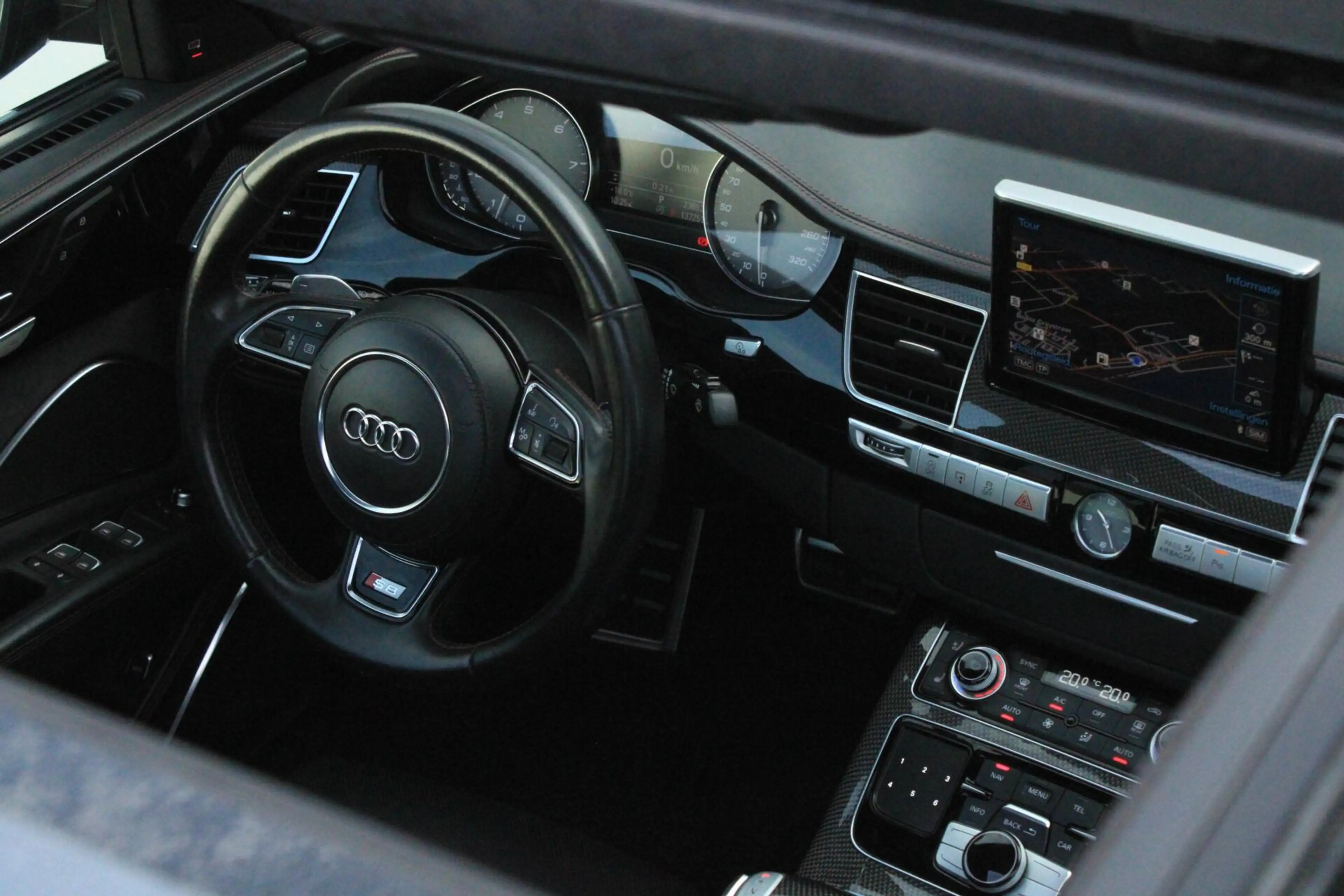 Audi S8 4.0 TFSI S8 plus quattro Pro Line+ Softclose Panor — photo 11
